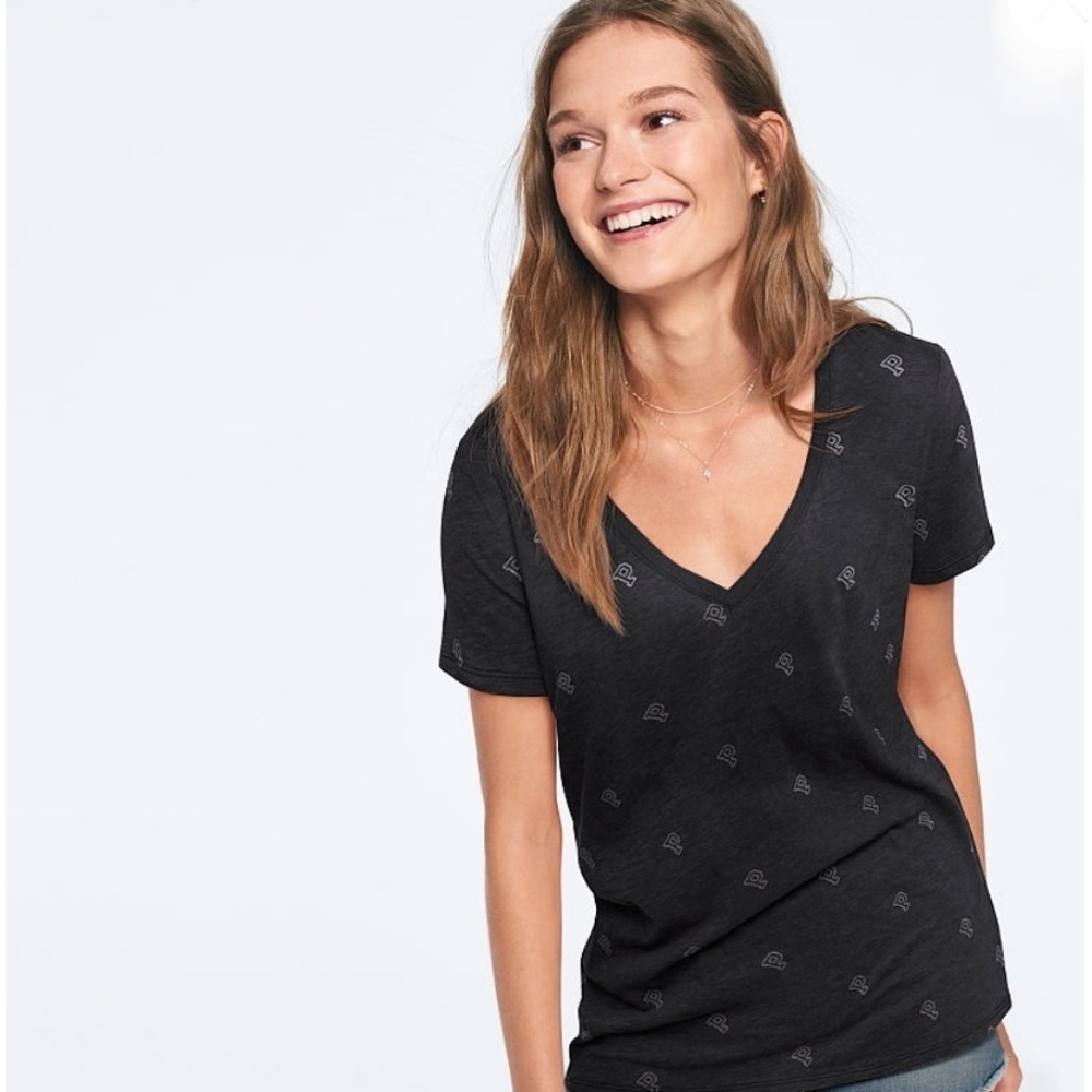 🎉*VICTORIA'S SECRET PINK* V Neck Perfect Tee